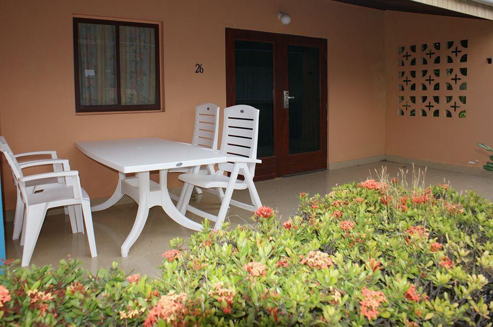 Aruba Blue Village Hotel And Apartments Palm Beach Exterior photo
